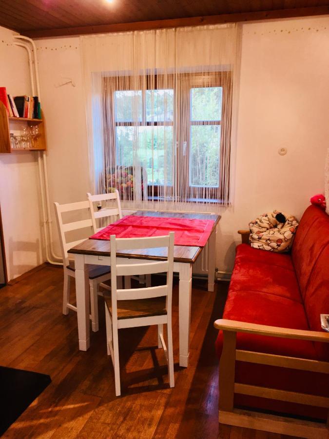 Apartment Familienapartment Mit Balkon Und Garten