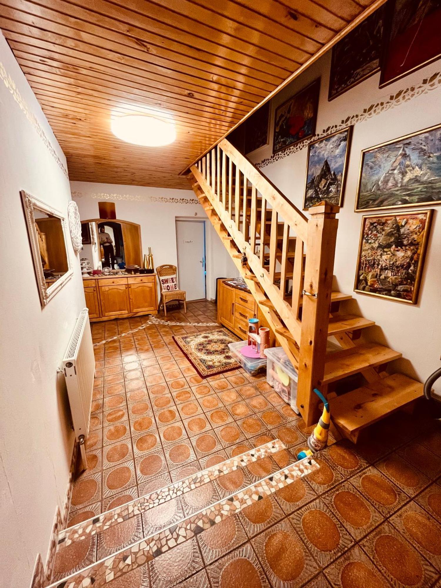 Familienapartment Mit Balkon Und Garten *